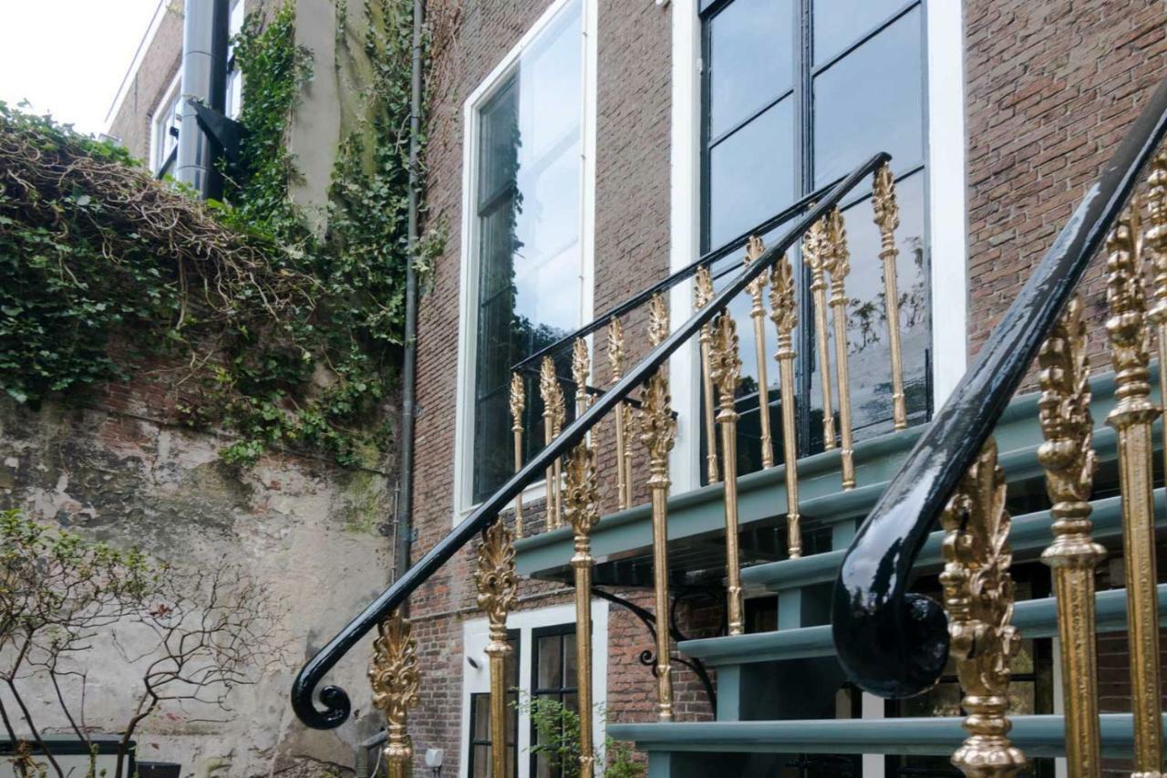 Hotel Aan De Dam Middelburg Bagian luar foto