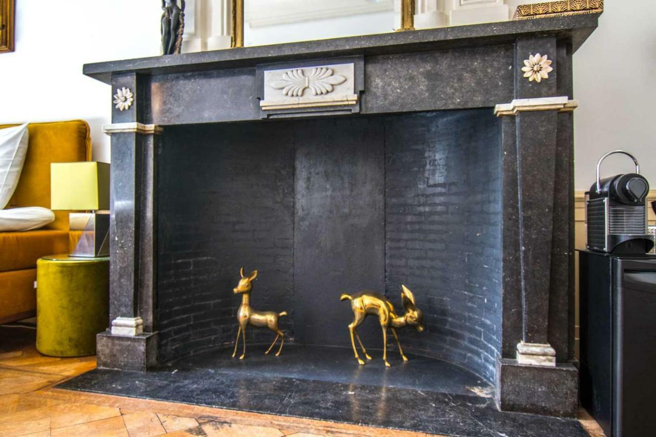 Hotel Aan De Dam Middelburg Bagian luar foto