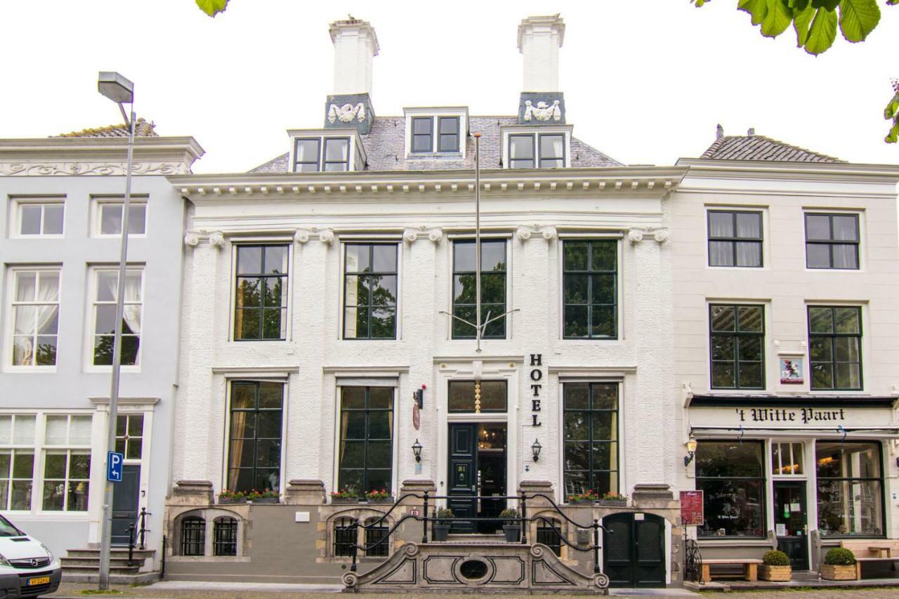 Hotel Aan De Dam Middelburg Bagian luar foto