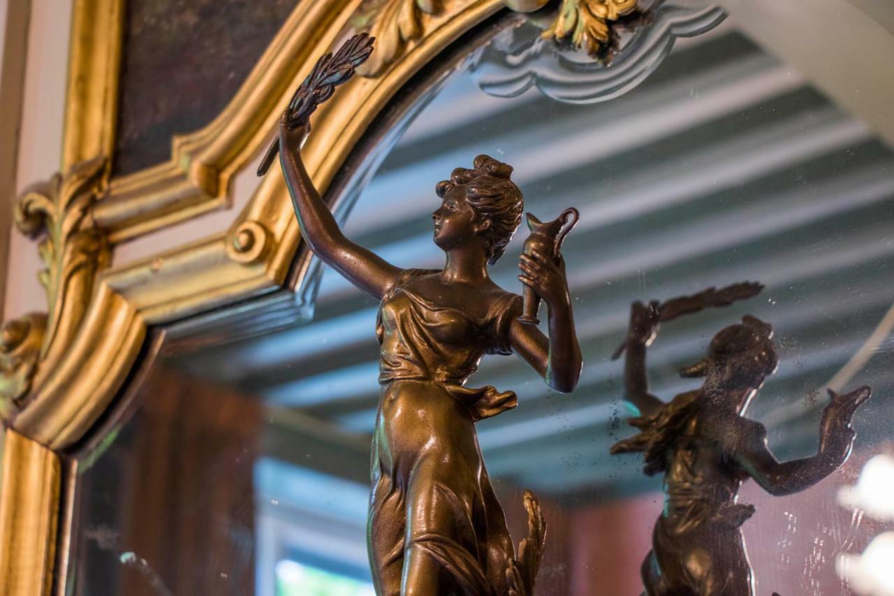 Hotel Aan De Dam Middelburg Bagian luar foto