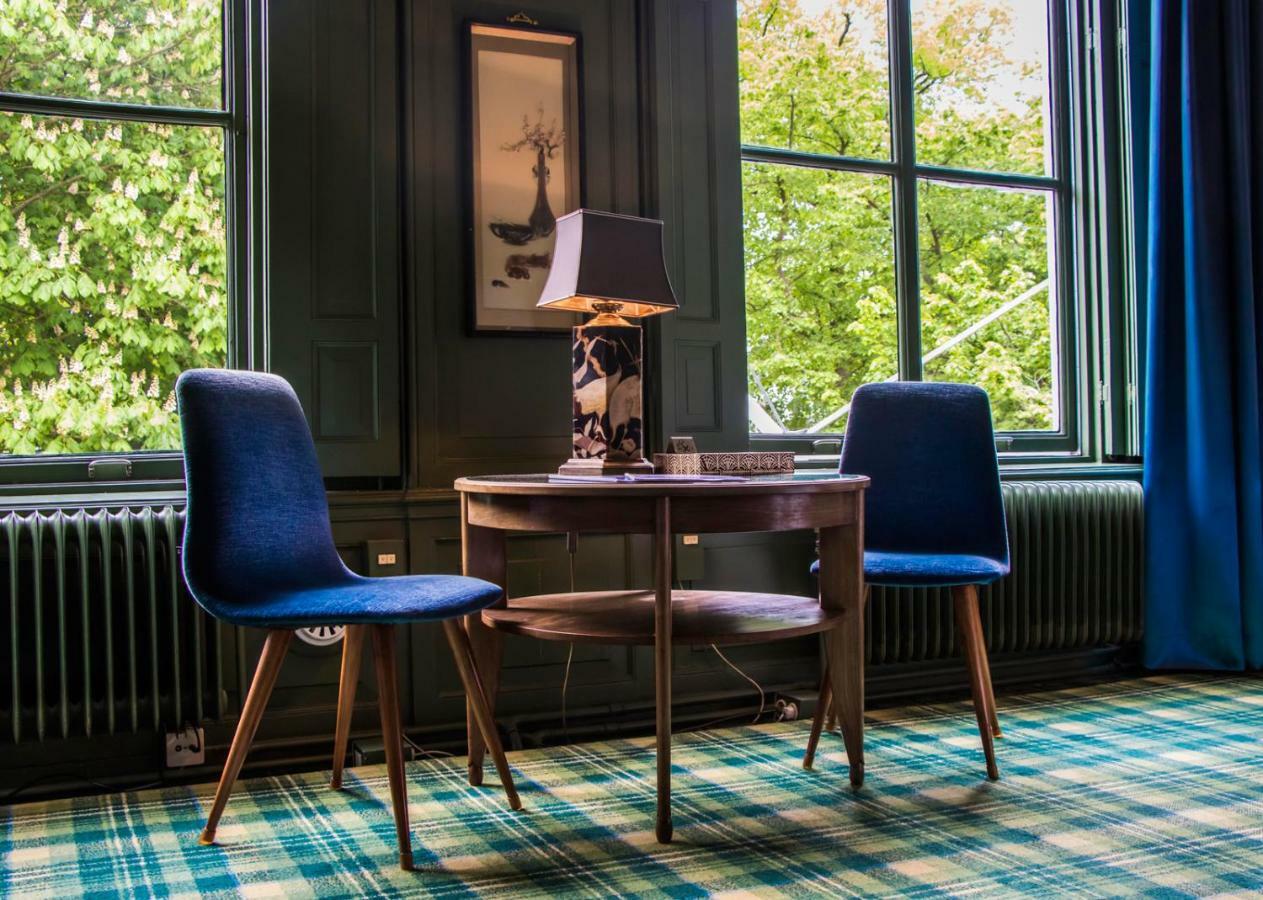 Hotel Aan De Dam Middelburg Bagian luar foto