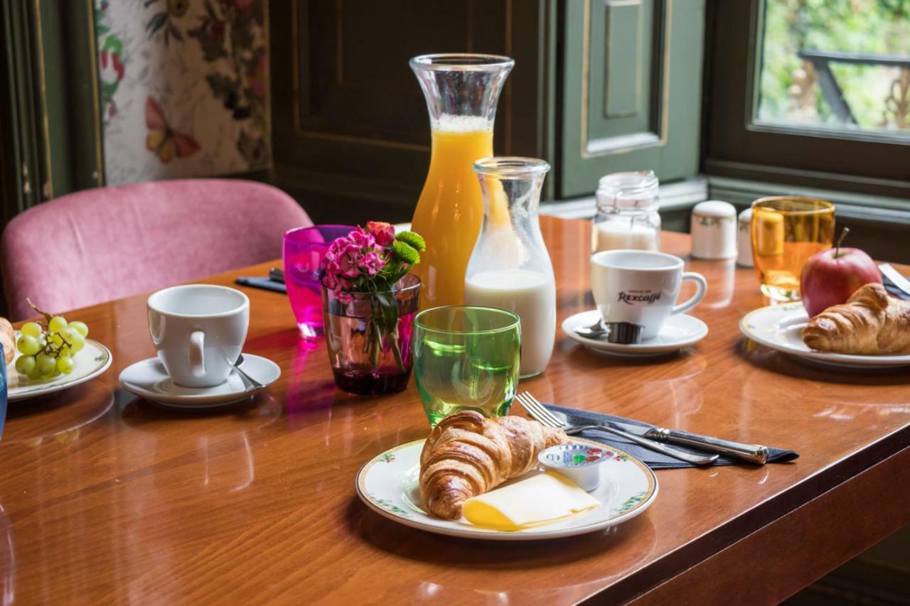 Hotel Aan De Dam Middelburg Bagian luar foto