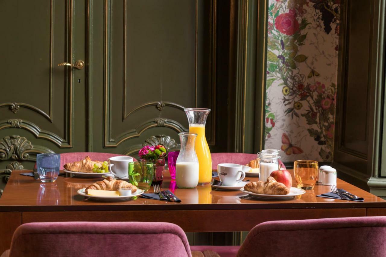 Hotel Aan De Dam Middelburg Bagian luar foto